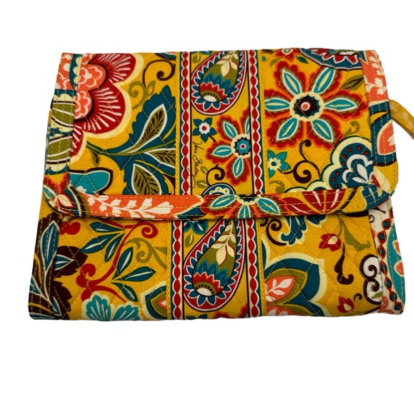 Vera Bradley Travel Organizer - Picture 3 of 4